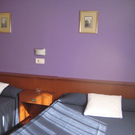Hotel Nuria El Campello Buitenkant foto